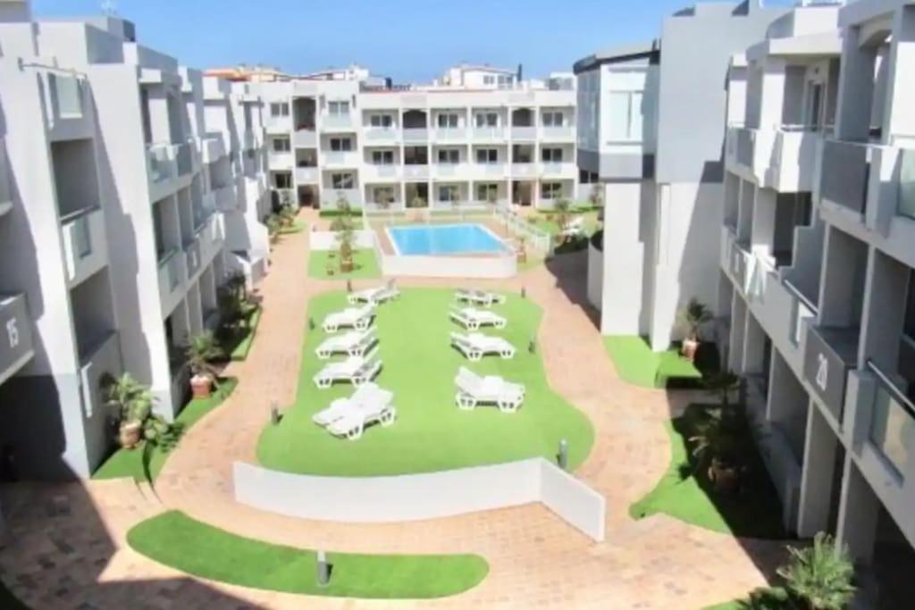 Tutti Frutti Con Piscina, Terraza Soleada Privada, Primera Planta Y Wi-Fi Corralejo Kültér fotó